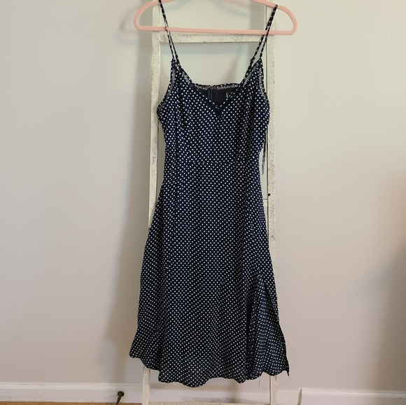 Lulus Dresses & Skirts - Lulus♡ NWT Polka Dot midi dress with side slit